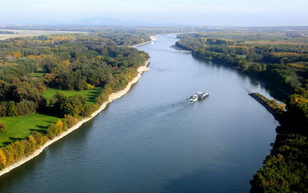 Danube River, Landscape