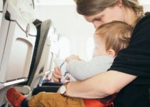 Plane Trip with a Baby or Toddler: A Survival Checklist
