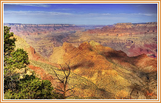 The spectacular colors of the Grand Canyon