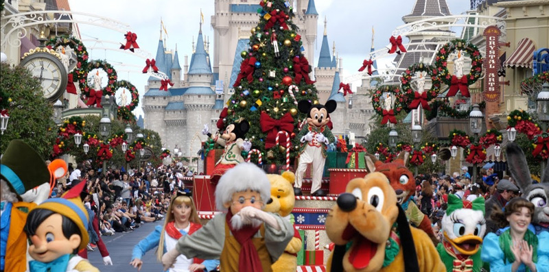 Christmas at Disney World's Magic Kingdom