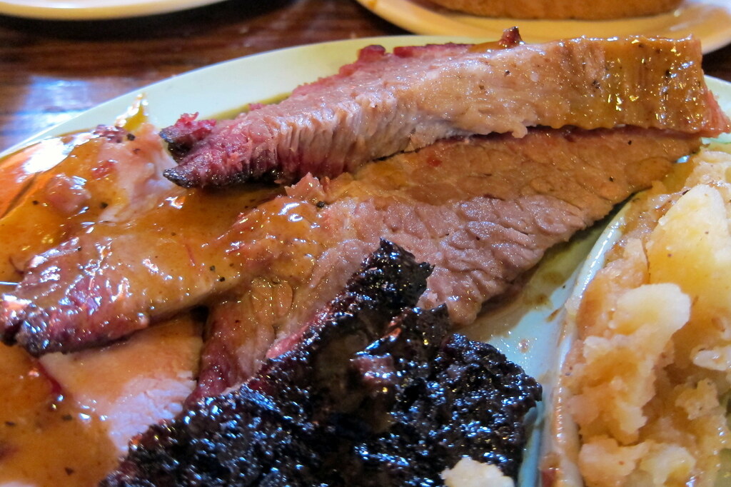 Texas - Driftwood: The Salt Lick BBQ - Brisket