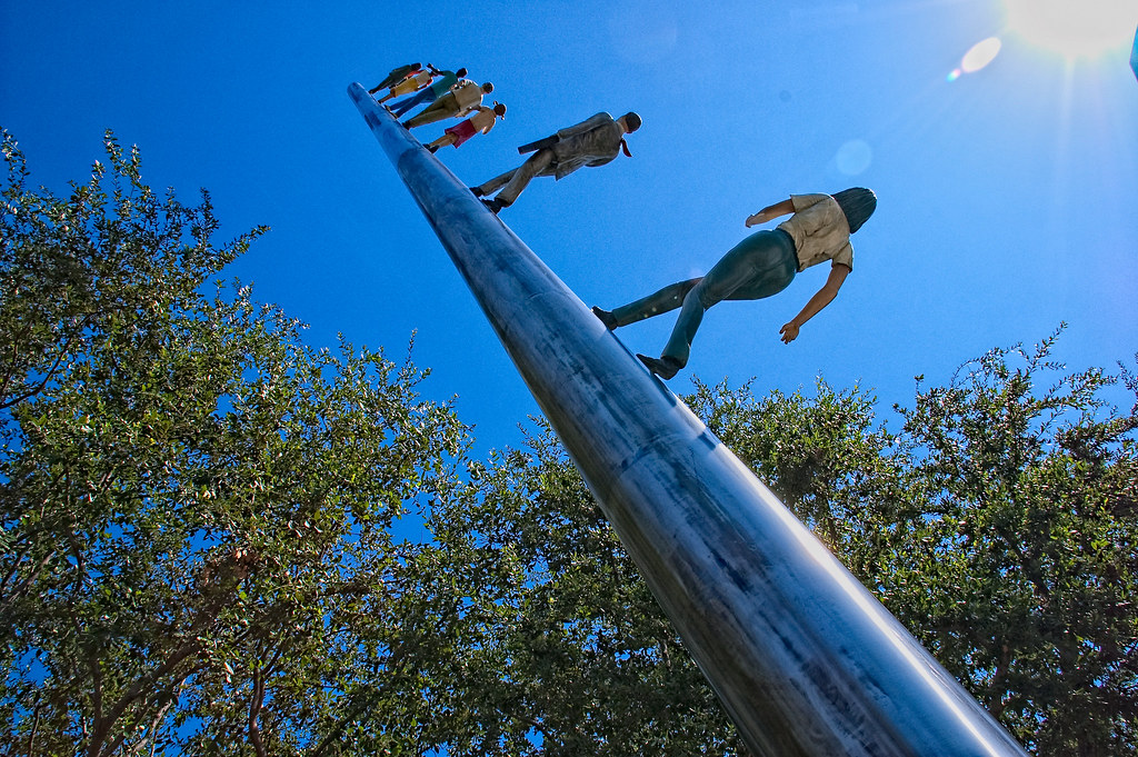Walking to the Sky by Jonathan Borofsky - Nasher Sculpture Center, Dallas