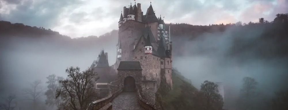 europe haunted castles